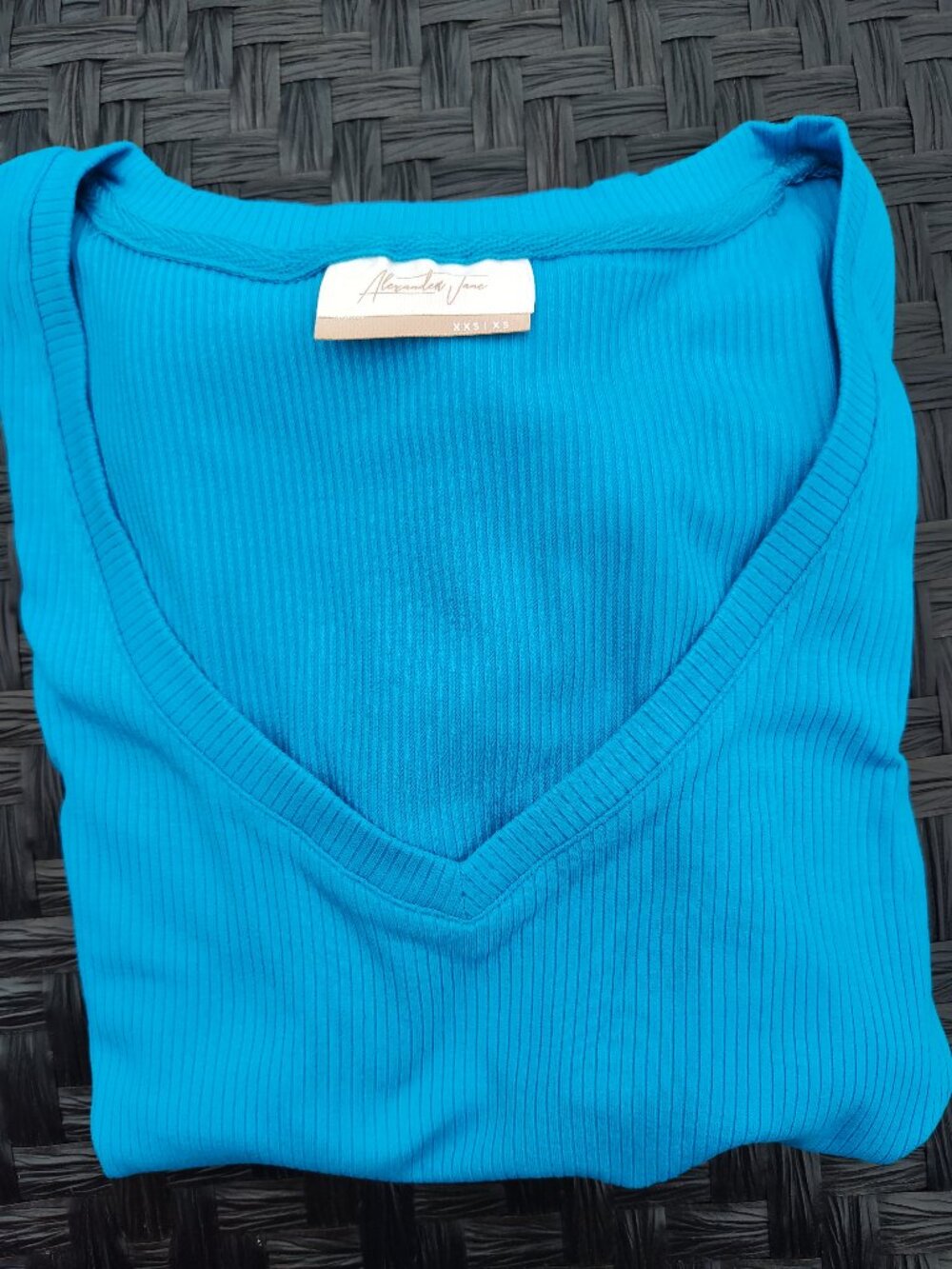 Alexander Jane Ribbed Basic V-neck Tee S Blue - Picture 4 of 5